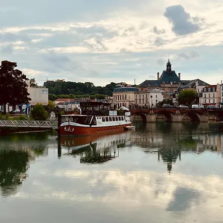 Disney-bord De Marne-parking Prive *